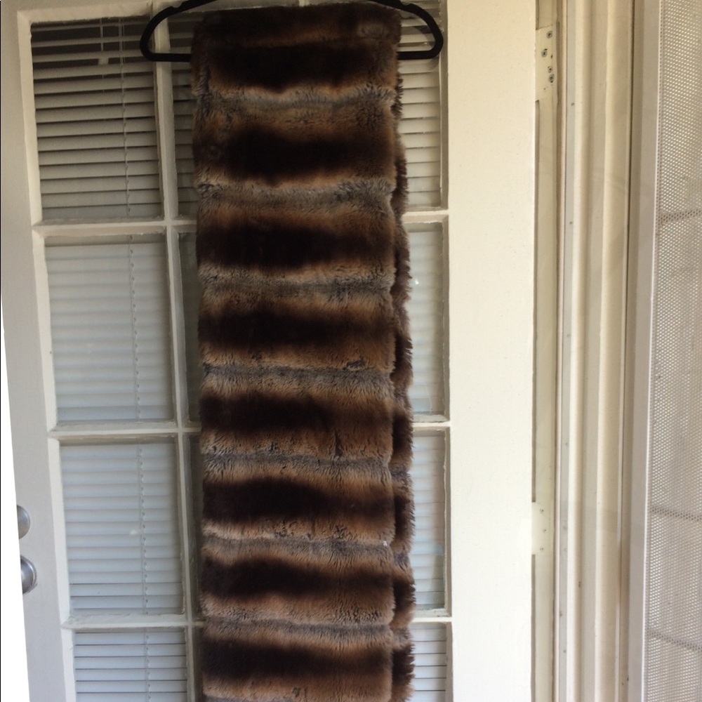 Full length stole by Danneberg Castro of New York.